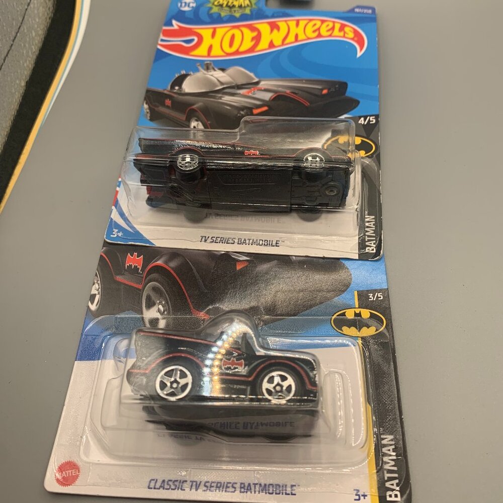 Lot of 2 1:64 Hot Wheels Batman Classic TV Series Batmobiles NEW IN PACKAGE